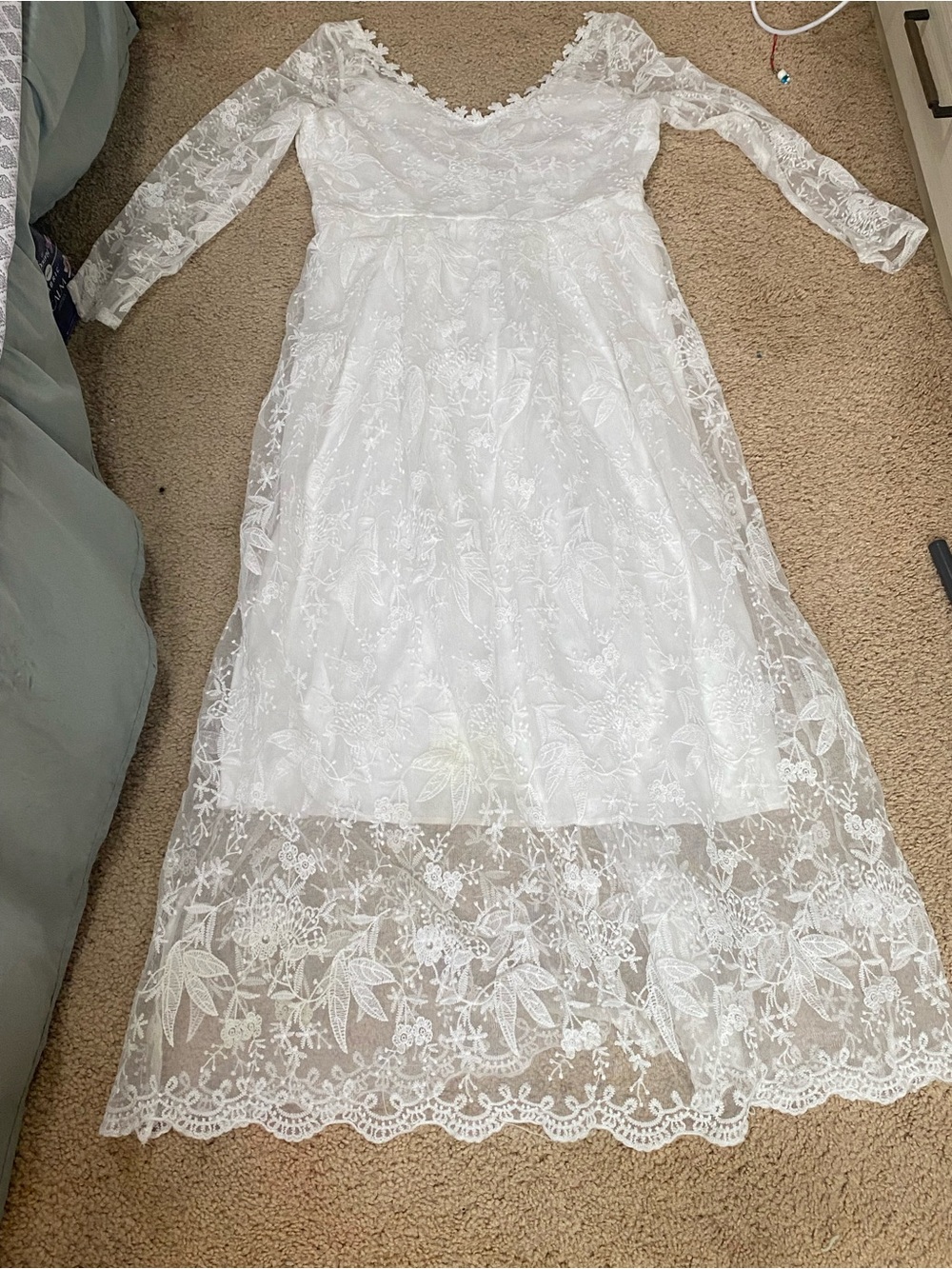 Romantic White Lace Long-Sleeve White Gown